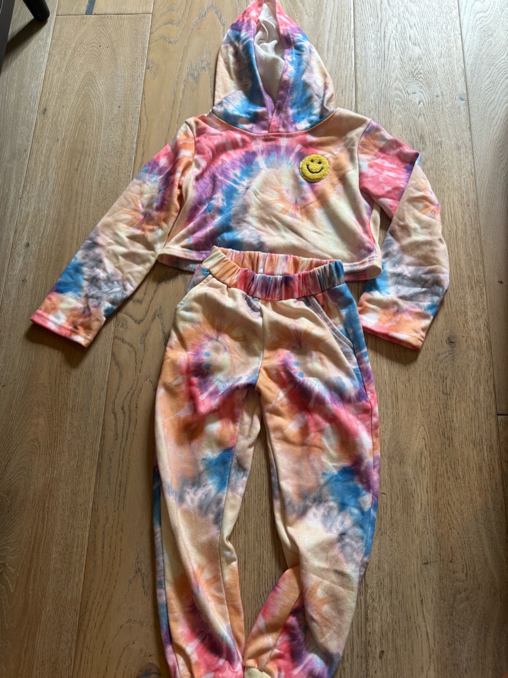 Lola and the boys tie dye set